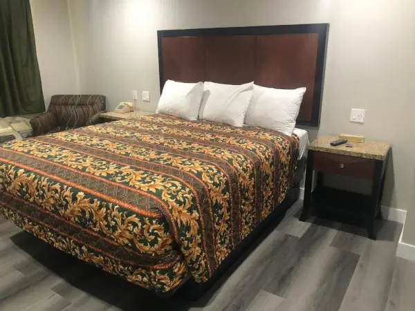 Economy Inn - Ontario Airport 4