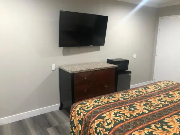 Economy Inn - Ontario Airport 5